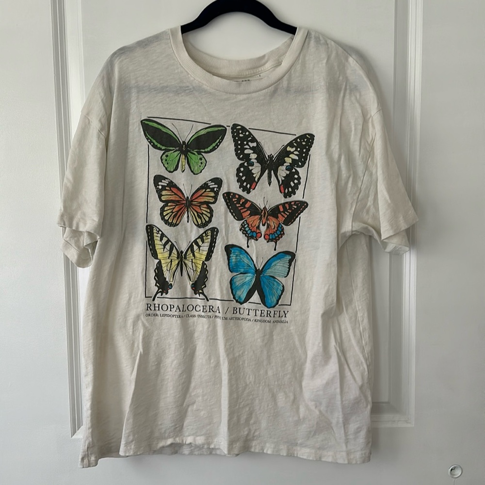 American Eagle Graphic T-Shirt - Size Medium